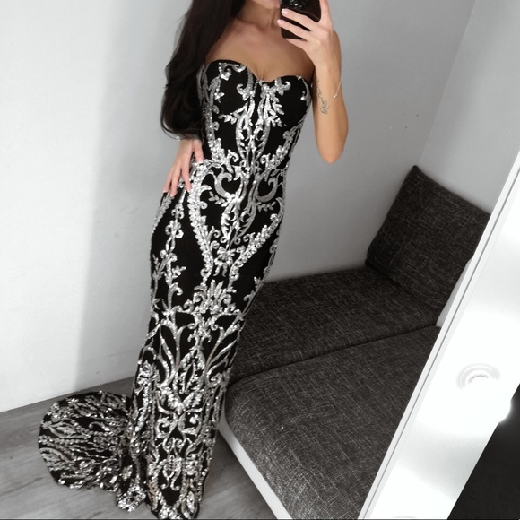 Silver and black sequin mermaid dress - Picture 3 of 7